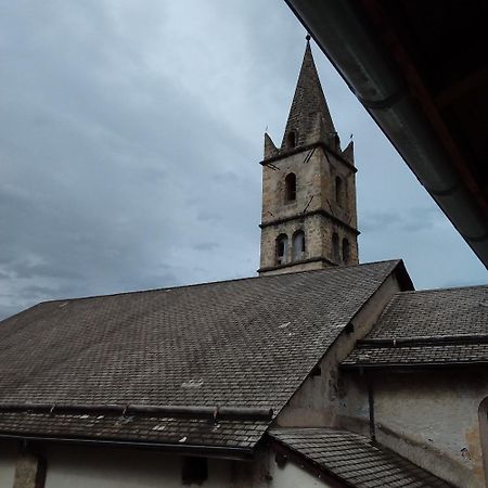 Appartement Dans Maison De Village Crots Esterno foto