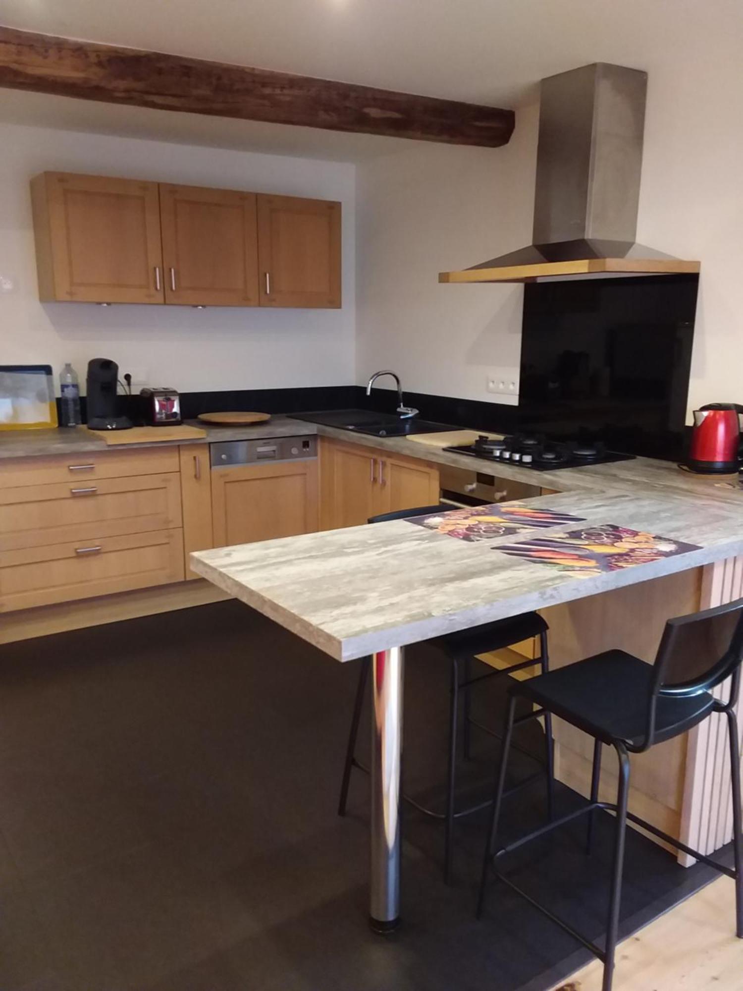 Appartement Dans Maison De Village Crots Esterno foto